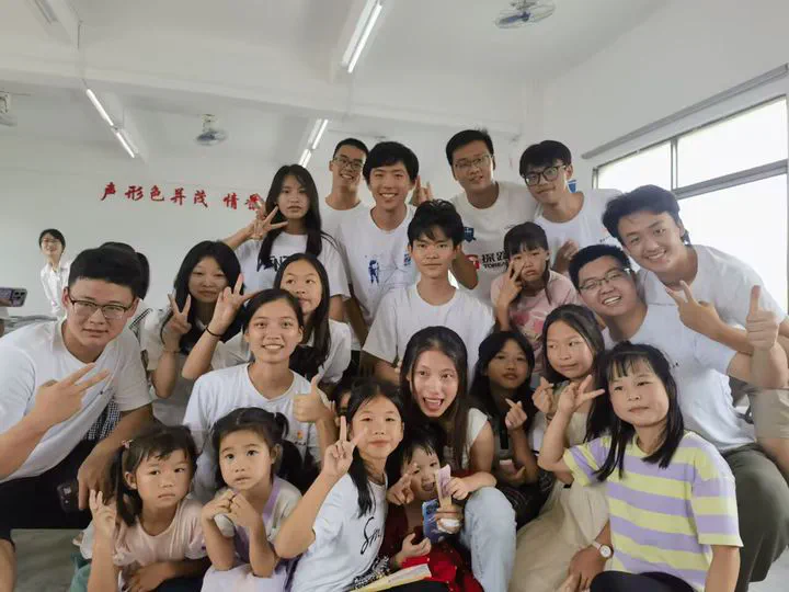 “Heart-to-Heart” Lianpin Teaching Program
